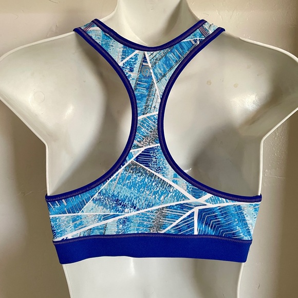 C9 by CHAMPION NWOT POWER CORE Blue Sports BRA Size Medium - Picture 2 of 9